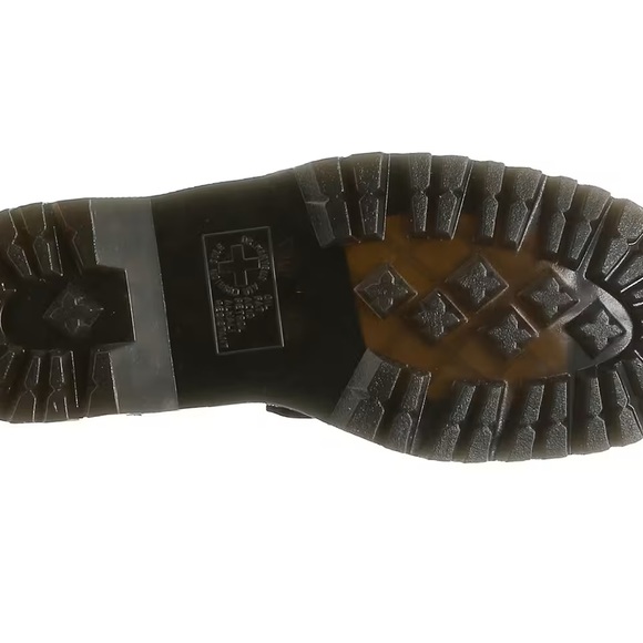 Dr. Martens Molly Boot - Picture 4 of 4